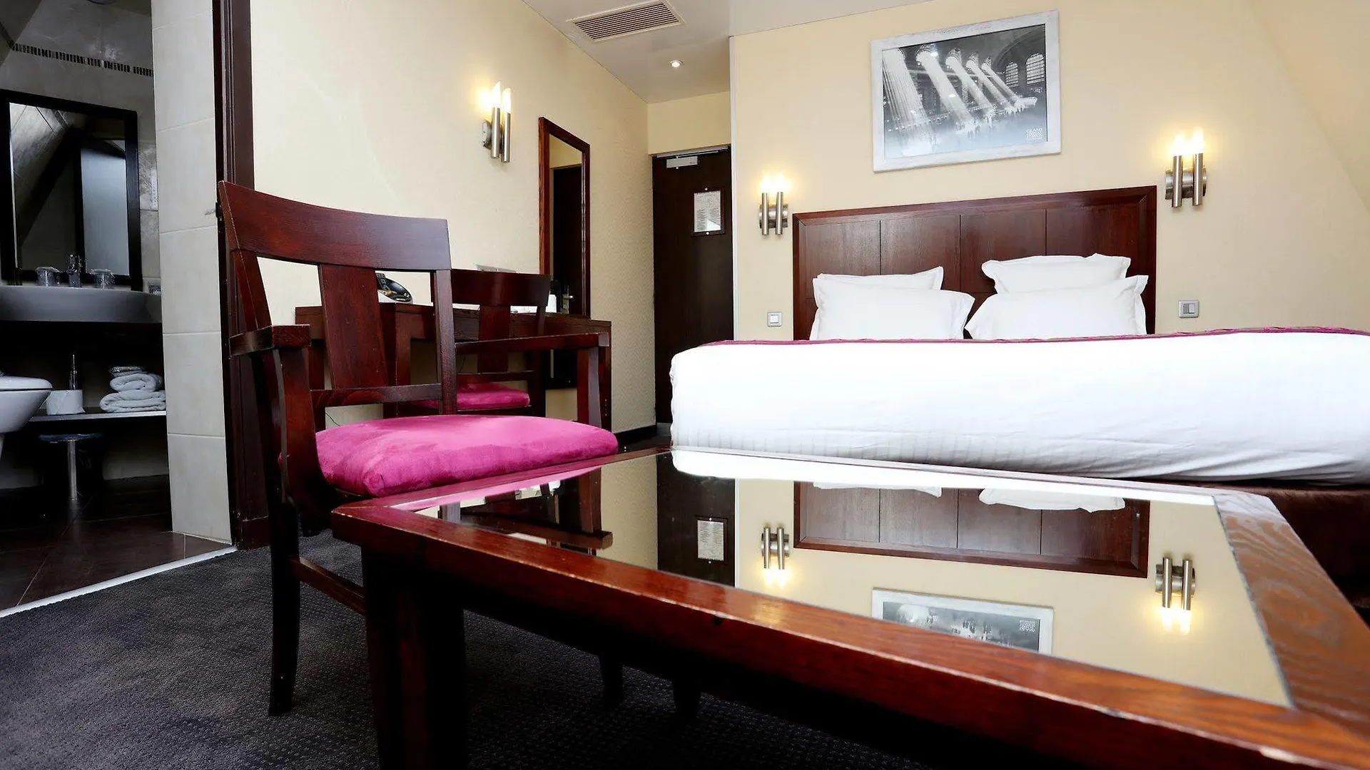Grand Hotel Francais Paris 3*,
